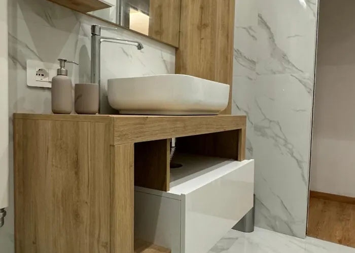 Lavinia Luxury Milan